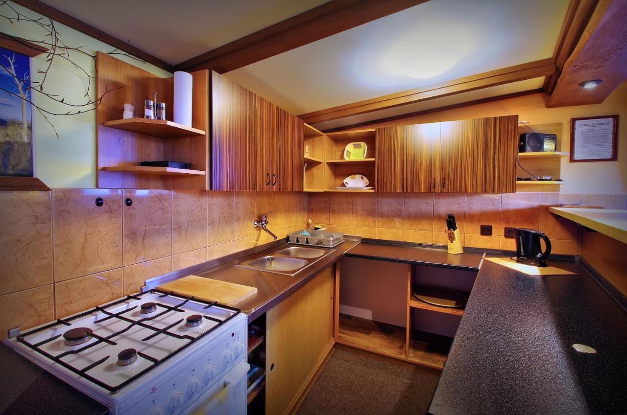 Yellow Paradise House Hrabušice Стая снимка